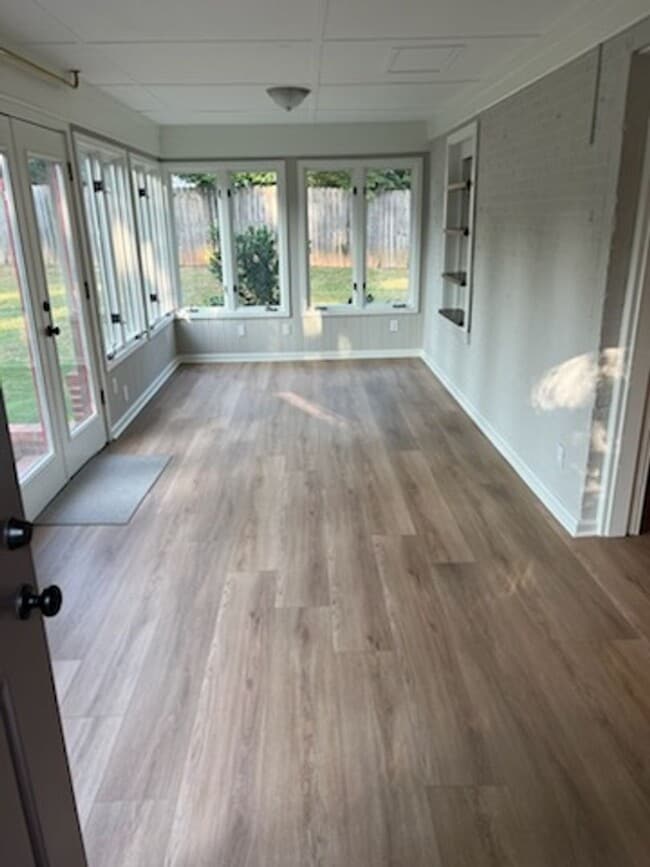 Photo - 670 Ridgewood Ave House