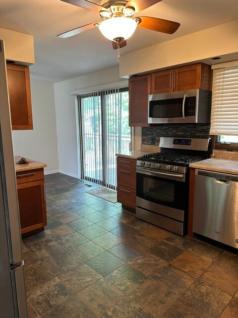 Cocina - 105 Garfield Ave