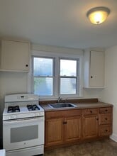 Building Photo - 520 Hollingsworth Ave