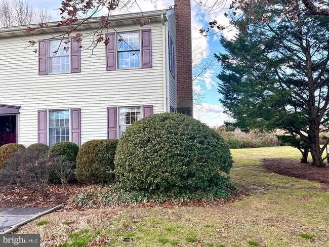 Building Photo - 102 Jl Thompson Dr