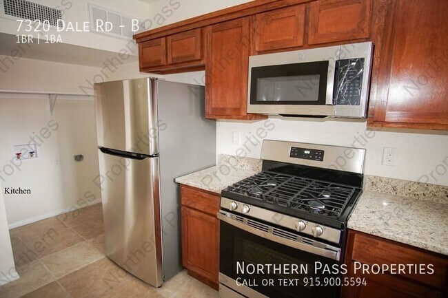 Building Photo - Adorable 1 BDR Apartment Near EPCC!