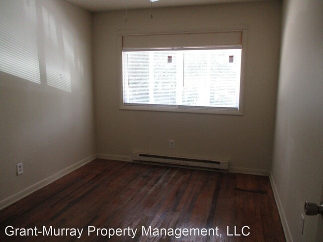 Building Photo - 2 br, 1 bath Apartment - 1122 Morgan St.