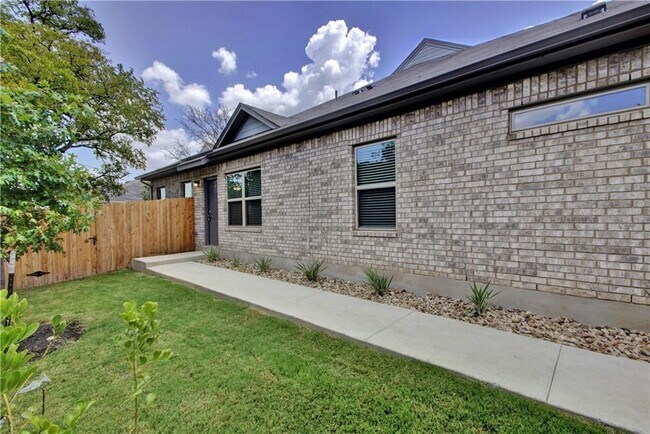 Foto del edificio - 12917 Leatherback Ln