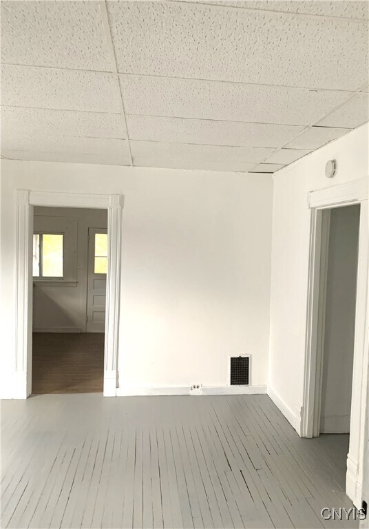 Foto del edificio - 301 Loomis Ave
