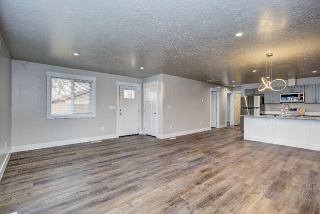 Foto del edificio - 605 E Elgin St