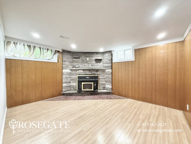 Building Photo - 1-Bedroom Basement Apartment with Internet, Parking & Locker – Scarborough