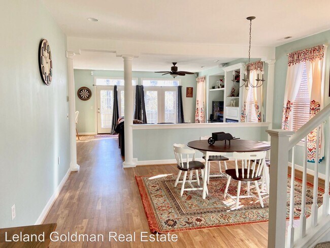 Foto del edificio - 3 br, 2.5 bath House - 1100 Hawksworth Court