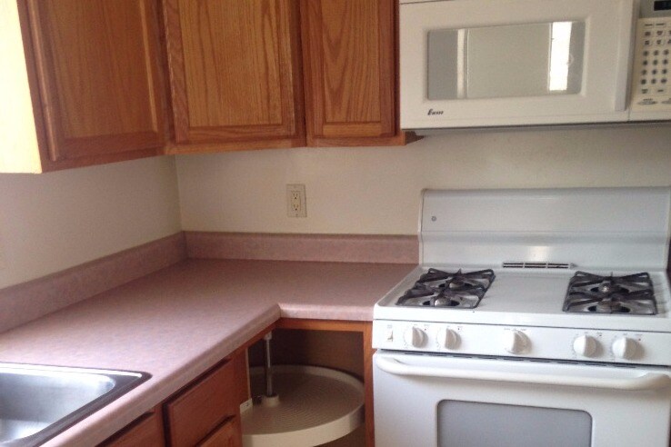 cocina - 909 E Adams St