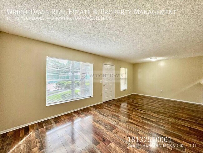 Foto del edificio - 14419 Hanging Moss Cir