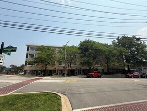 Building Photo - 5107 Washington St
