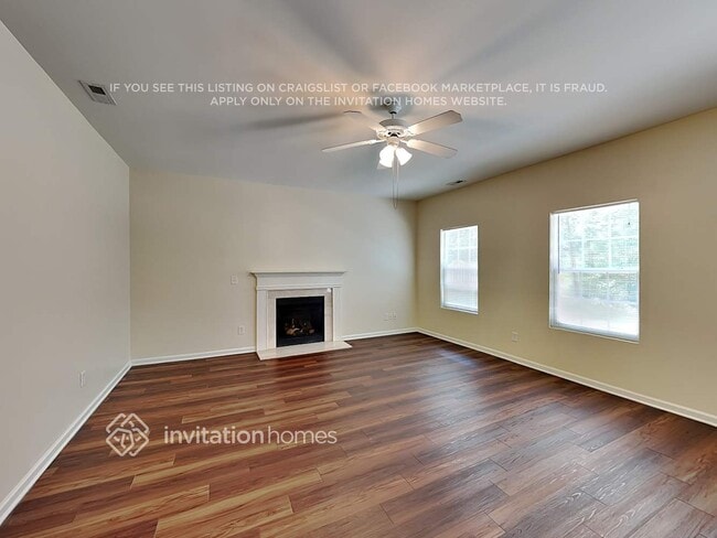 Building Photo - 911 Wind Carved Ln