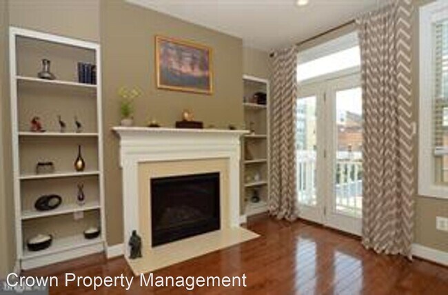 Foto del edificio - 3 br, 3.5 bath House - 705 HENDRIX AVENUE