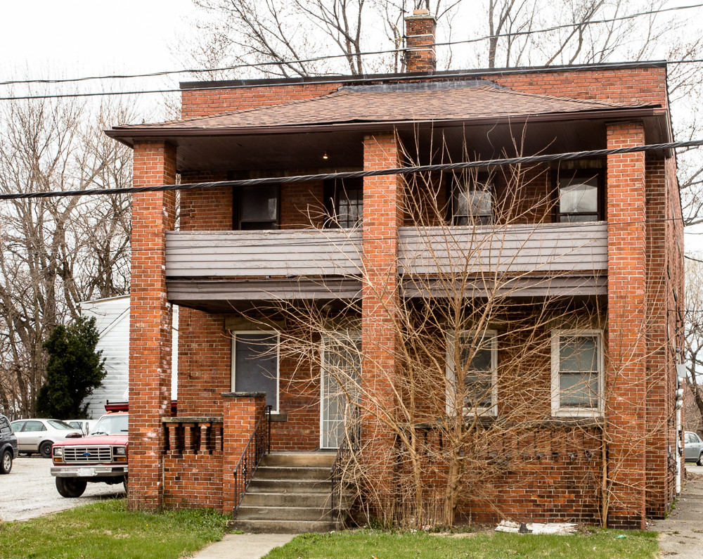 Primary Photo - 16025 St Clair Ave