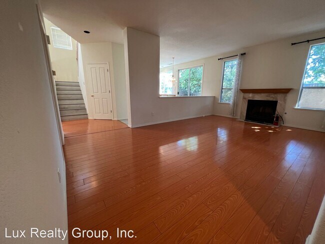Foto del edificio - 4 br, 3 bath House - 1459 Maxwell Way