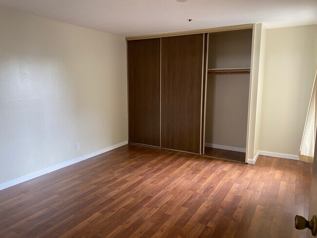 Habitación principal - 281 Juana Ave