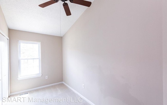 Building Photo - 4 br, 2 bath House - 833 Saint Michaels Drive