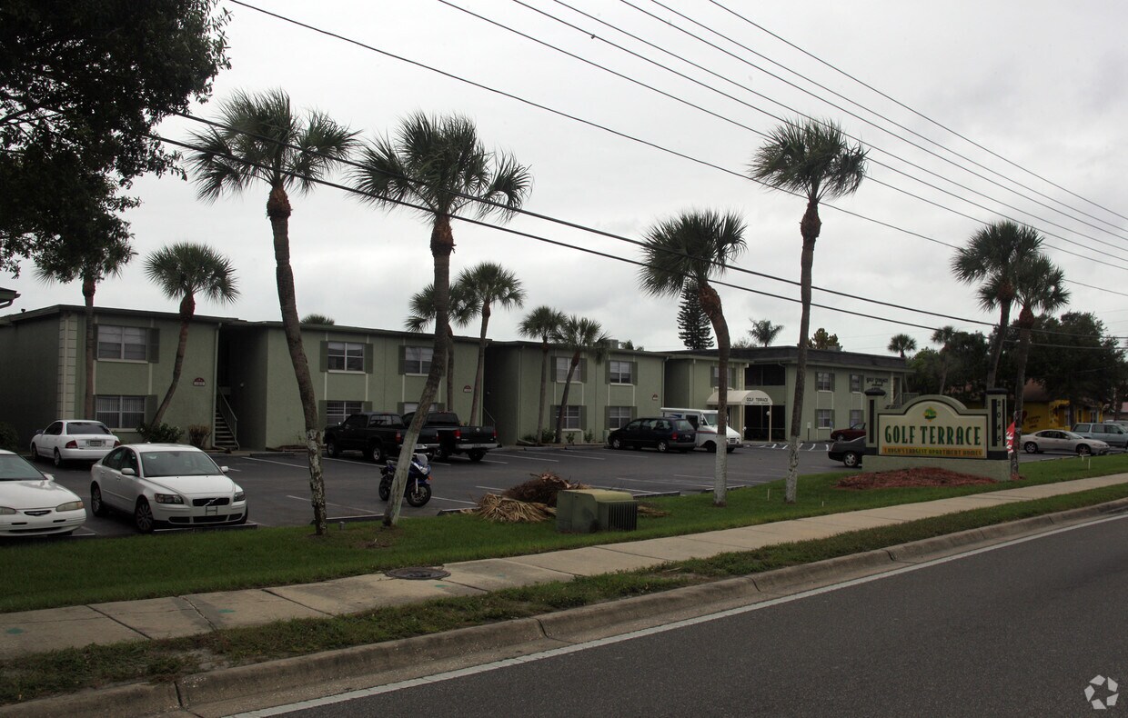 The Oceanaire Apartments Apartments 2045 E Bay Dr Largo, FL