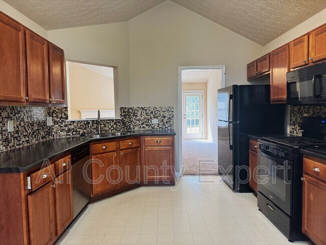 Building Photo - 1277 Poison Oak Ct SE