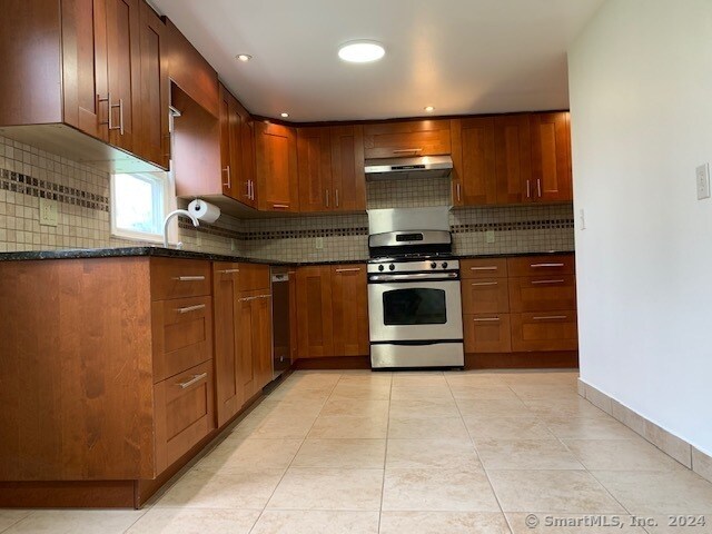 Foto del edificio - 312 W Cedar St