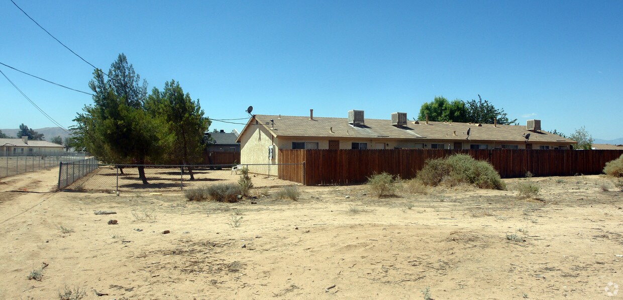 Building Photo - 13177 Mohawk Rd