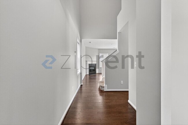 Foto del edificio - 6404 Trotters Ridge Rd