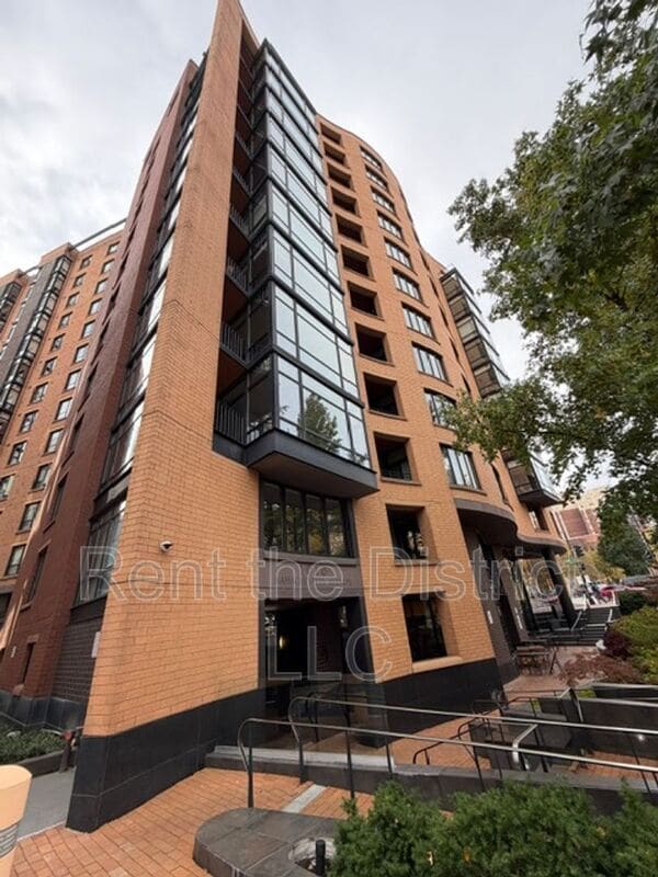 Photo - 1010 Massachusetts Avenue NW