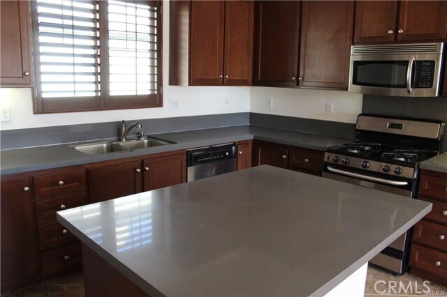 Foto del edificio - 12427 Canal Dr