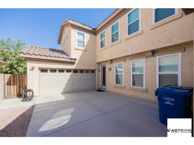 Building Photo - Modern 4/2.5 Chandler House - Spacious, St...