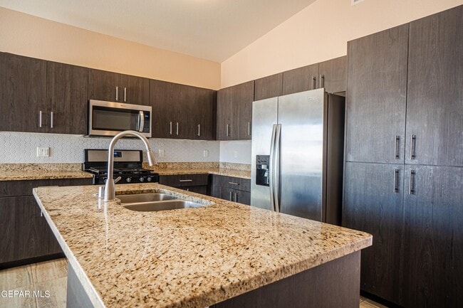 Building Photo - 14933 Tierra Isaiah Ave