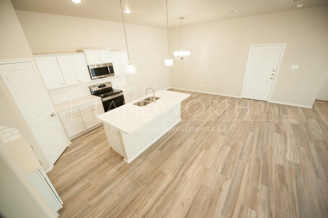 Foto del edificio - 3/2/2 Townhome near high school