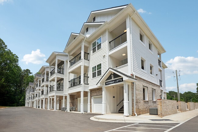 Building Photo - Norman Lofts