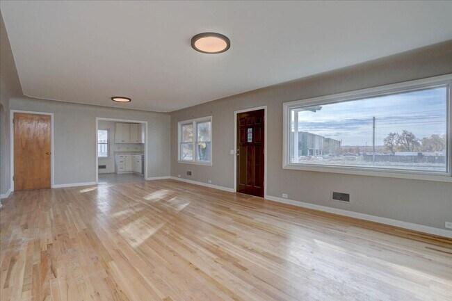 Foto del edificio - 2 Bedroom1 Bathroom home in Wheat Ridge