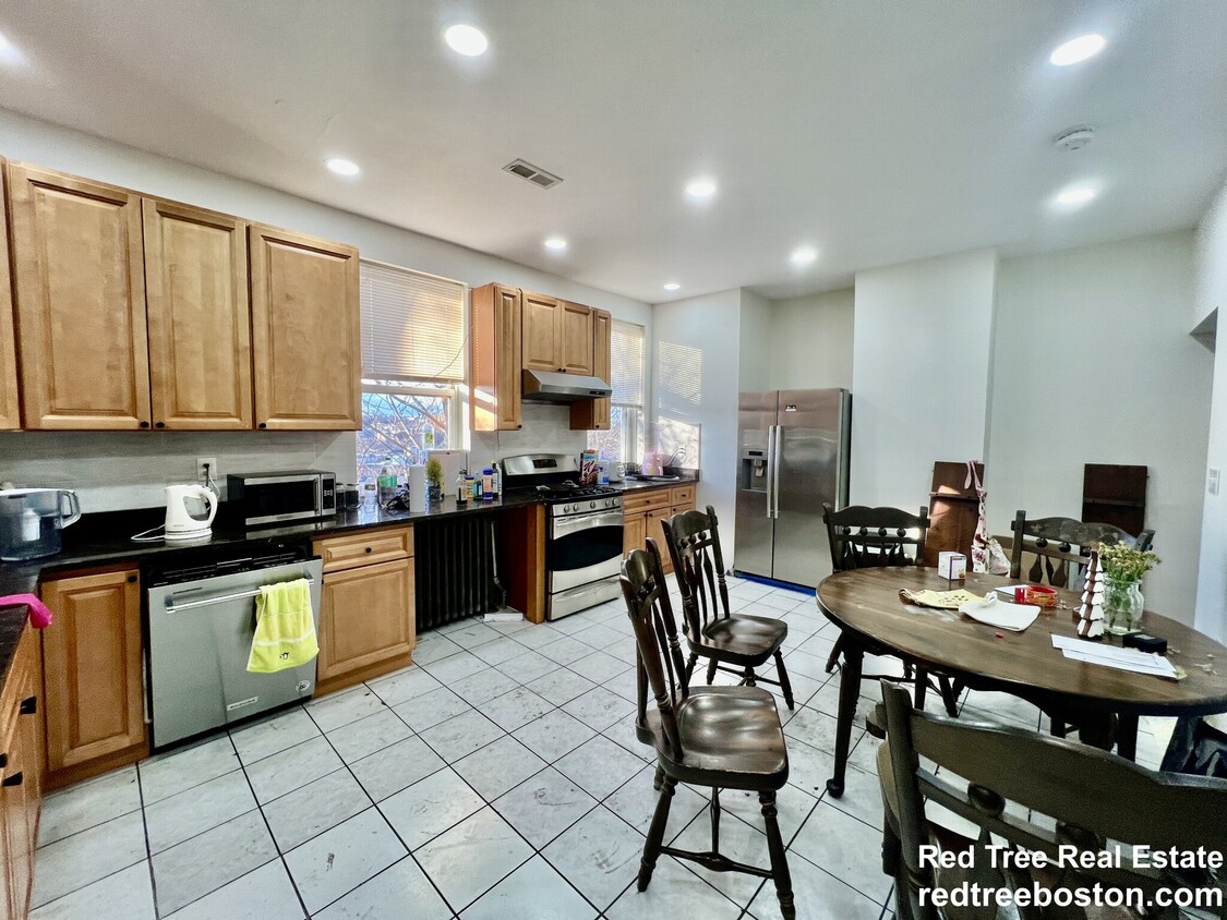 Photo - 16 Copenger St. Unit 2