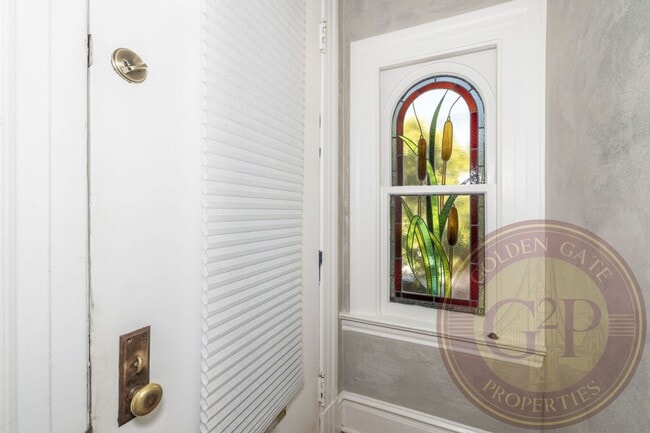 Building Photo - Noe Valley - 2 BR, 1 BA Condo 965 Sq. Ft. ...
