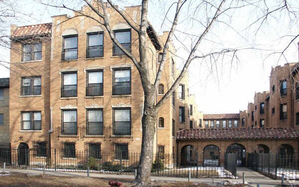 Primary Photo - 1536-1546 W Farwell Ave