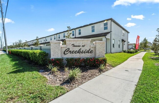 Foto del edificio - 4534 Small Creek Rd