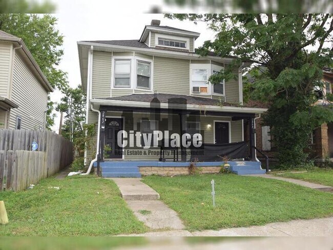 Foto del edificio - 2862 Highland Pl