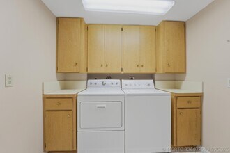 Building Photo - 2601 Marina Isle Way