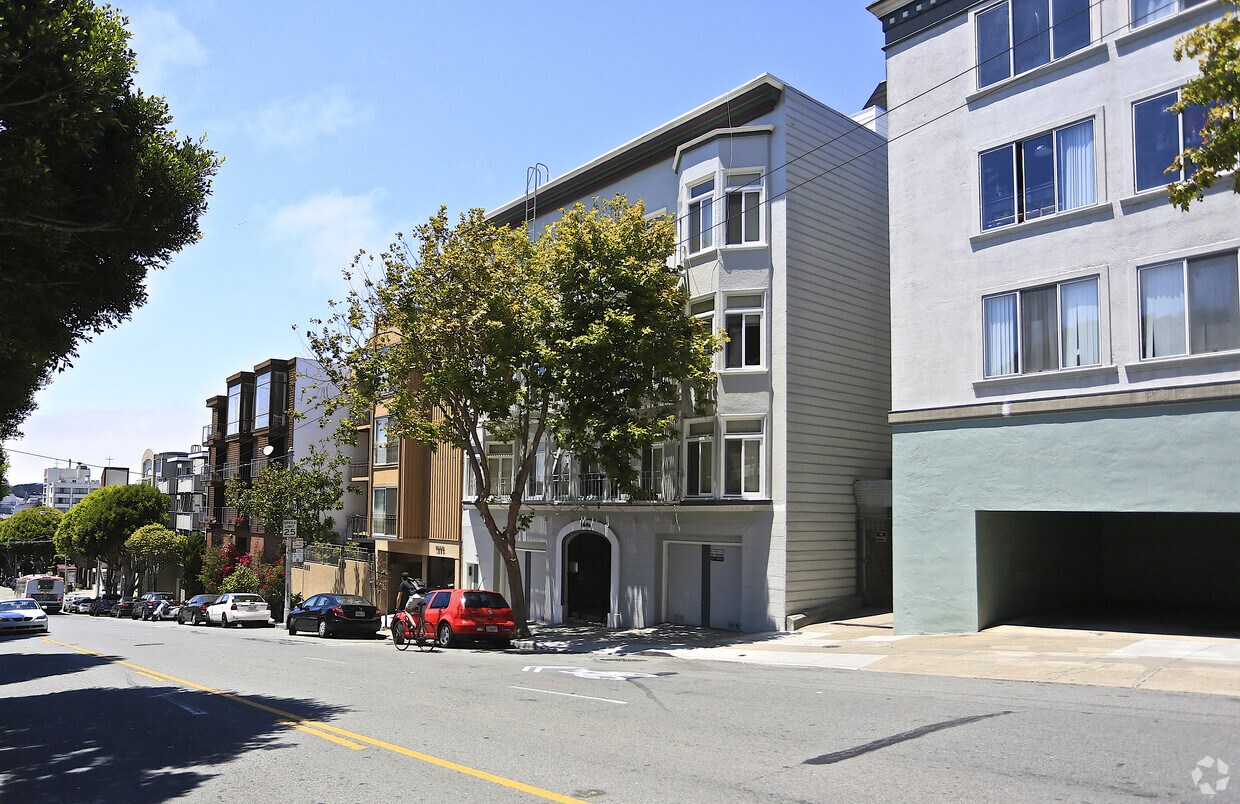 Primary Photo - 1646 Sutter St