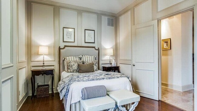 Foto del edificio - 2848 Woodside-611415