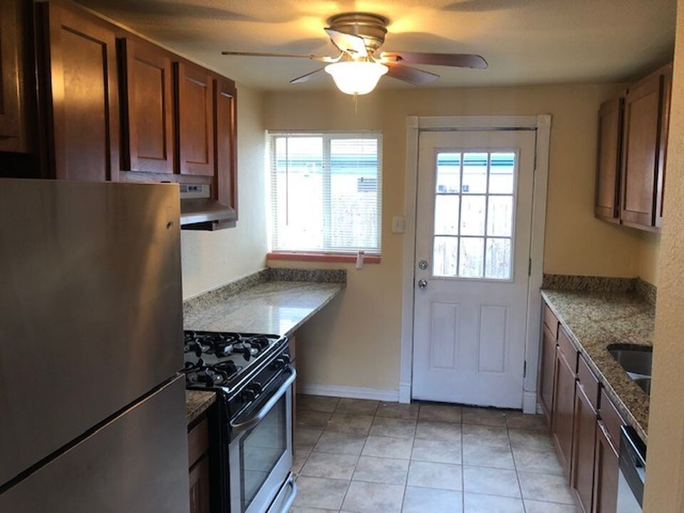 Foto principal - 4435 W Nevada Pl