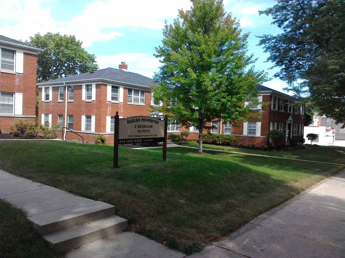 Primary Photo - 2406 E Oklahoma Ave