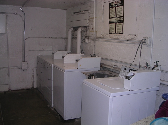 Laundry Room - 437 W 50Th St