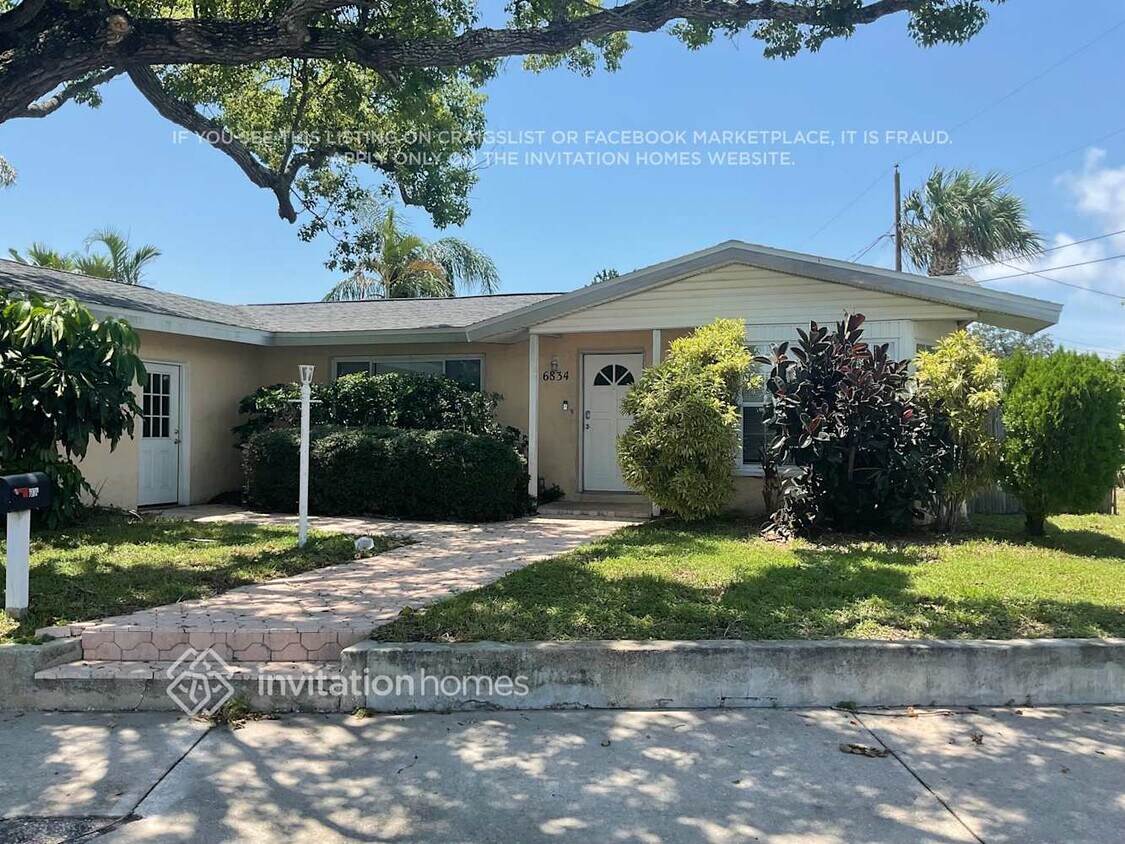 Foto principal - 6834 113th St