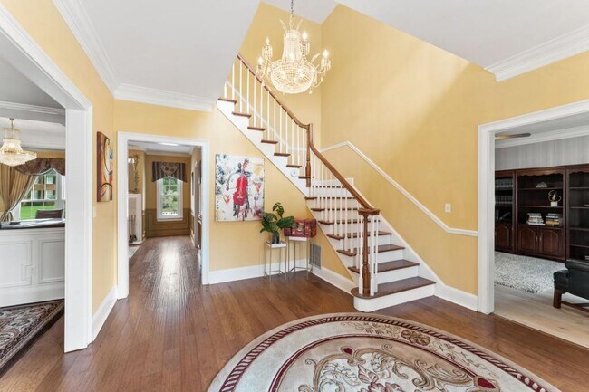 Foto del edificio - 4101 Lakeland Hills Dr
