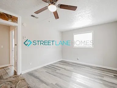 Foto del edificio - 1916 Wellborn Dr