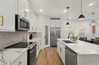 Building Photo - 3122 Chihuahua Ave