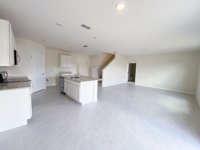 Foto del edificio - Beautiful Home for Rent