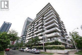 Building Photo - 260 Sackville St
