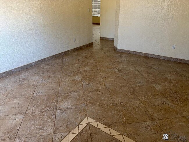 Foto del edificio - 11251 E 27th Pl